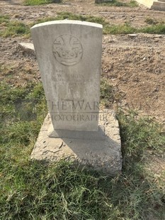 BAGHDAD (NORTH GATE) WAR CEMETERY - MARTIN, W